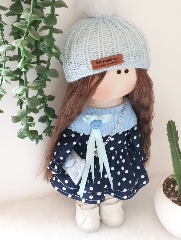 💙عروسک روسی دخترانه 30سانتی سرچرخشی(پیراهن خالدار سورمه ای)🩵(ارسال رایگان)