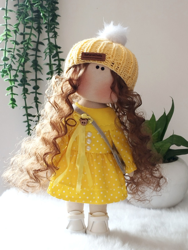 💛عروسک روسی دخترانه30سانتی سرچرخشی مدل پیراهن زرد خالدار💛(ارسال رایگان)