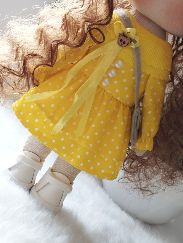💛عروسک روسی دخترانه30سانتی سرچرخشی مدل پیراهن زرد خالدار💛(ارسال رایگان)